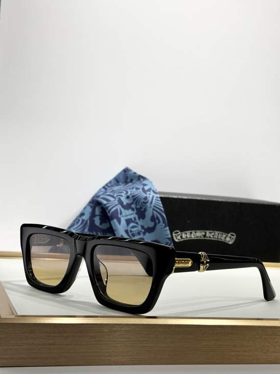 Picture of Chrome Hearts Sunglasses _SKUfw75327051fw